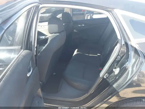 19XFC2F71HE072801 2017 HONDA CIVIC - Image 8