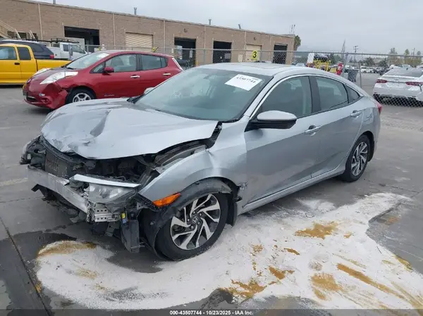 19XFC2F71HE201135 2017 HONDA CIVIC - Image 2