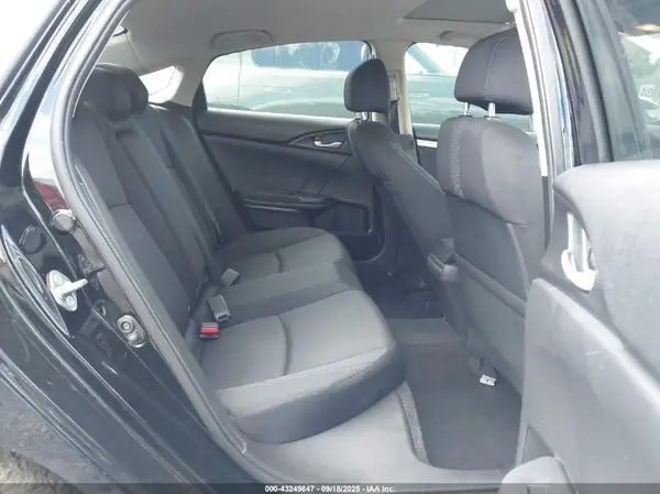 19XFC2F71HE206030 2017 HONDA CIVIC - Image 8
