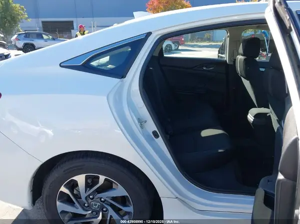 19XFC2F71HE227265 2017 HONDA CIVIC - Image 8