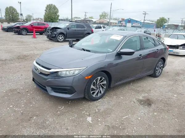 19XFC2F71JE002866 2018 HONDA CIVIC - Image 2