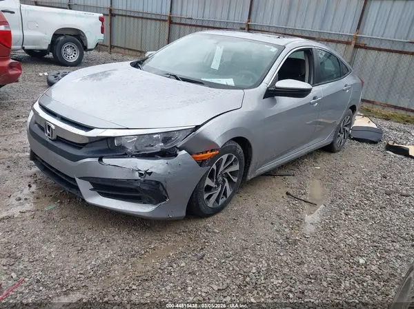 19XFC2F71JE007050 2018 HONDA CIVIC - Image 2