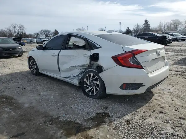 19XFC2F71JE010966 2018 HONDA CIVIC - Image 2