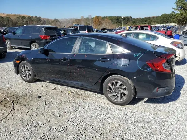 19XFC2F71JE015360 2018 HONDA CIVIC - Image 2