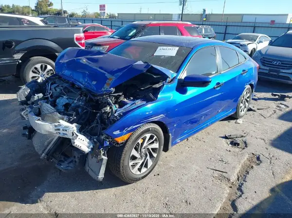 19XFC2F71JE020252 2018 HONDA CIVIC - Image 2