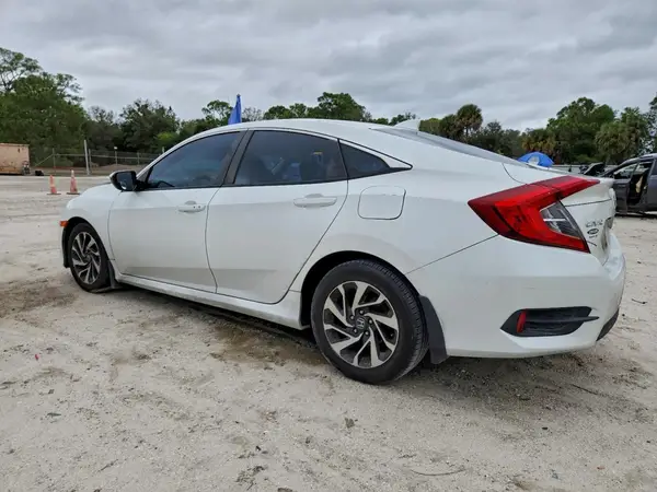 19XFC2F71JE032188 2018 HONDA CIVIC - Image 2