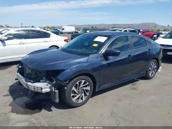 19XFC2F71JE040971 2018 HONDA CIVIC - Image 2