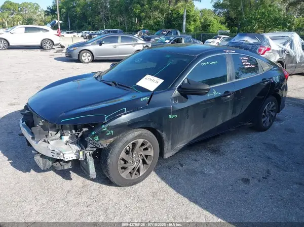 19XFC2F71JE043918 2018 HONDA CIVIC - Image 2