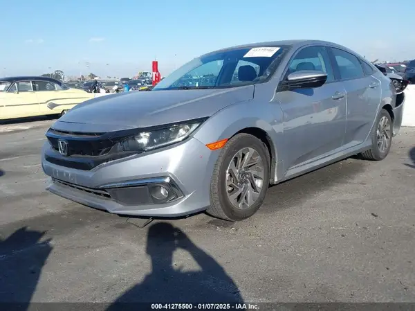 19XFC2F71JE202470 2018 HONDA CIVIC - Image 2
