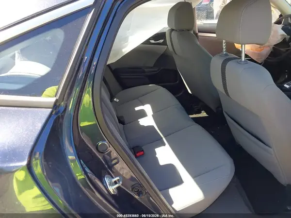19XFC2F71JE203084 2018 HONDA CIVIC - Image 8