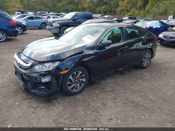 19XFC2F71JE204218 2018 HONDA CIVIC - Image 2