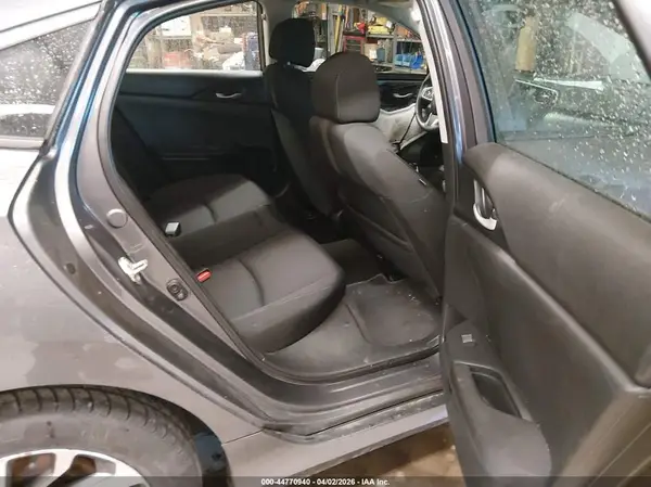 19XFC2F71JE205093 2018 HONDA CIVIC - Image 8
