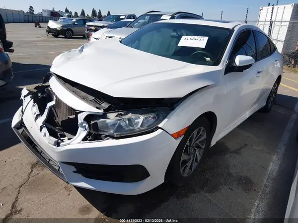 19XFC2F71JE206180 2018 HONDA CIVIC - Image 2
