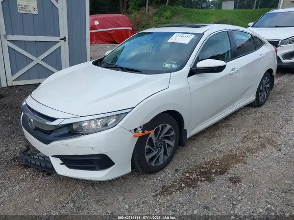 19XFC2F71JE208141 2018 HONDA CIVIC - Image 2