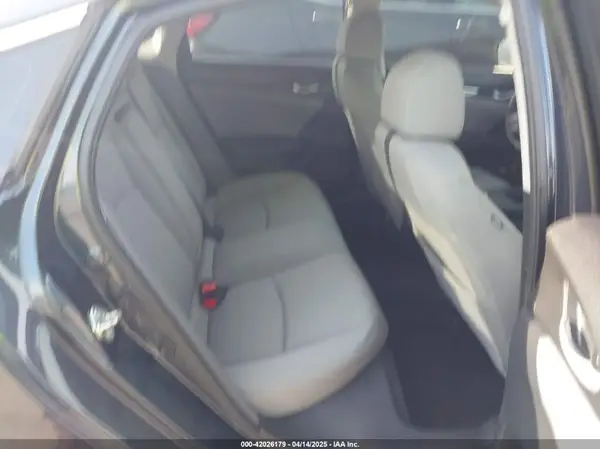 19XFC2F72GE007664 2016 HONDA CIVIC - Image 8