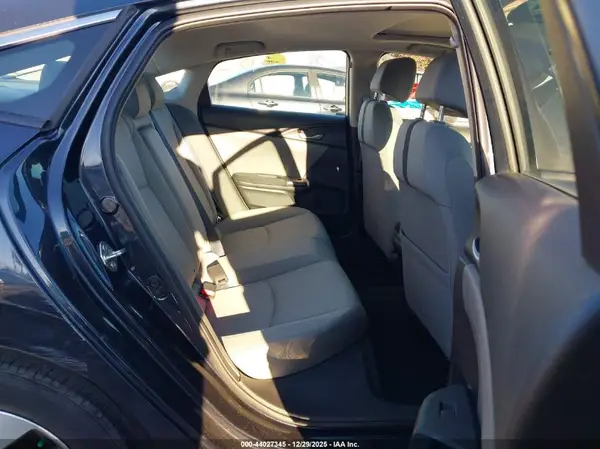 19XFC2F72GE031608 2016 HONDA CIVIC - Image 8