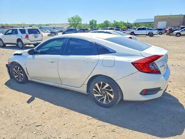19XFC2F72GE047100 2016 HONDA CIVIC - Image 2