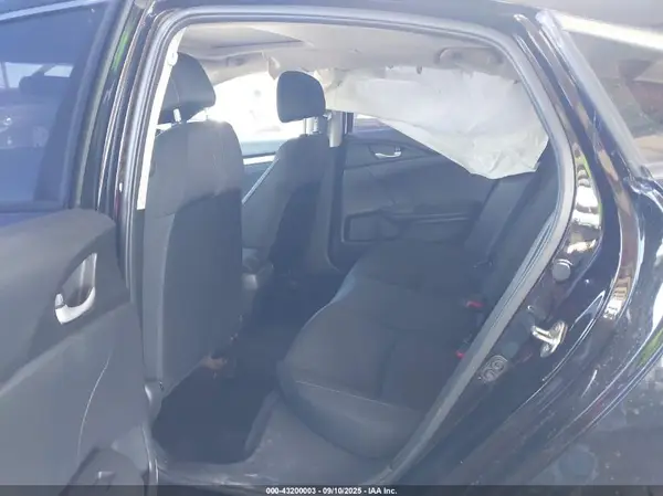 19XFC2F72GE055150 2016 HONDA CIVIC - Image 8