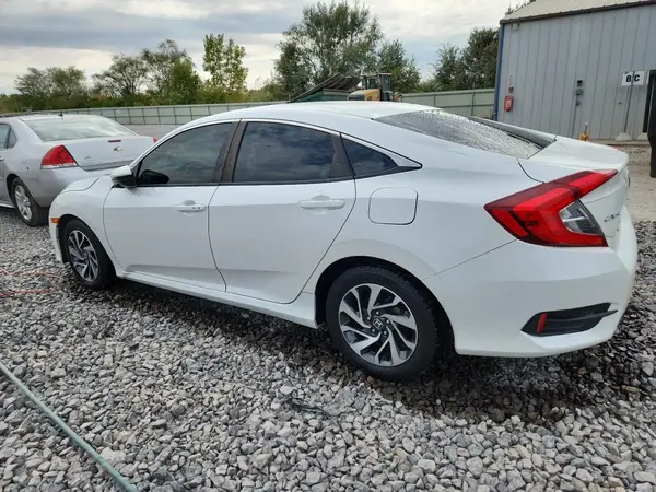 19XFC2F72GE086852 2016 HONDA CIVIC - Image 2