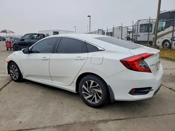 19XFC2F72GE219450 2016 HONDA CIVIC - Image 2