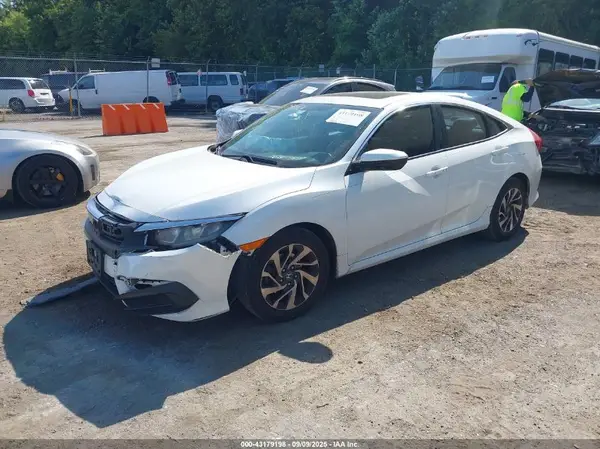 19XFC2F72GE232229 2016 HONDA CIVIC - Image 2