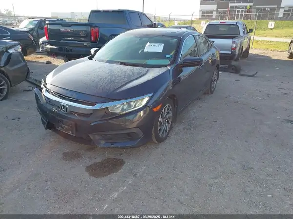 19XFC2F72HE004605 2017 HONDA CIVIC - Image 2