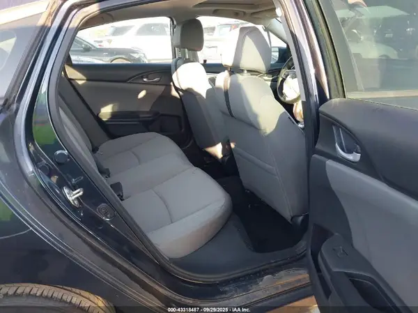 19XFC2F72HE004605 2017 HONDA CIVIC - Image 8