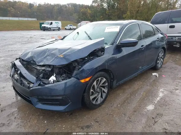 19XFC2F72HE006144 2017 HONDA CIVIC - Image 2