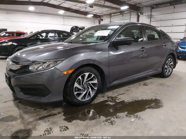 19XFC2F72HE008766 2017 HONDA CIVIC - Image 2