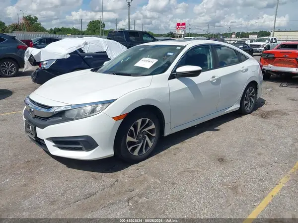 19XFC2F72HE020643 2017 HONDA CIVIC - Image 2