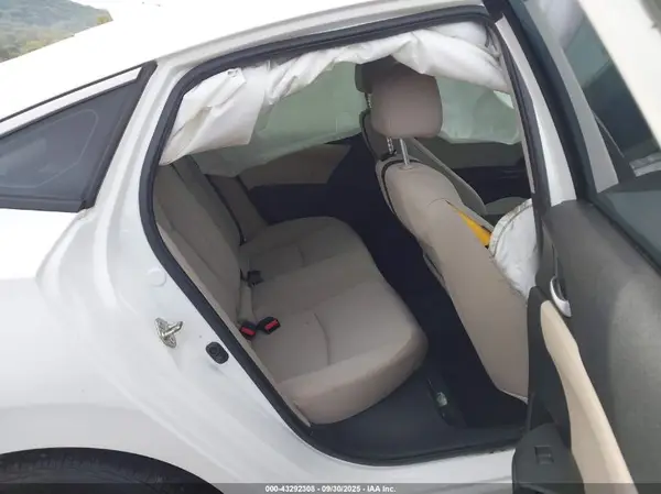 19XFC2F72HE049284 2017 HONDA CIVIC - Image 8