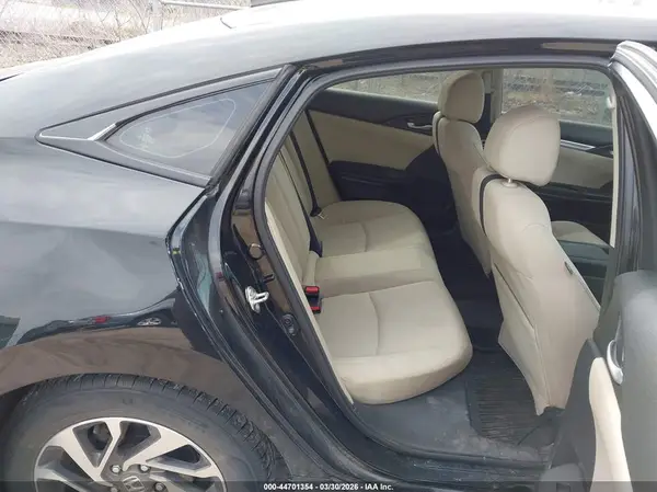 19XFC2F72HE067090 2017 HONDA CIVIC - Image 8