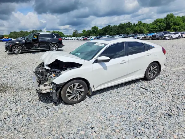 19XFC2F72JE010961 2018 HONDA CIVIC - Image 1