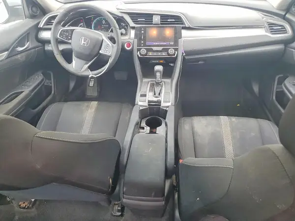 19XFC2F72JE013083 2018 HONDA CIVIC - Image 8