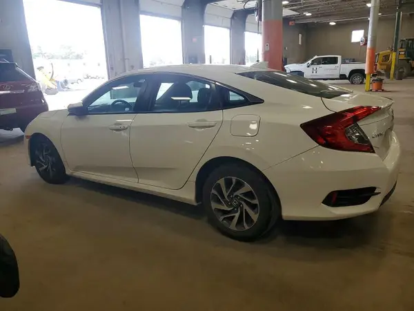 19XFC2F72JE013522 2018 HONDA CIVIC - Image 2
