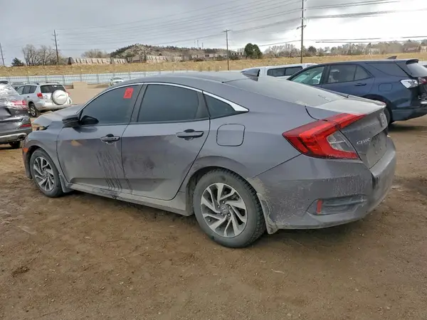 19XFC2F72JE014542 2018 HONDA CIVIC - Image 2