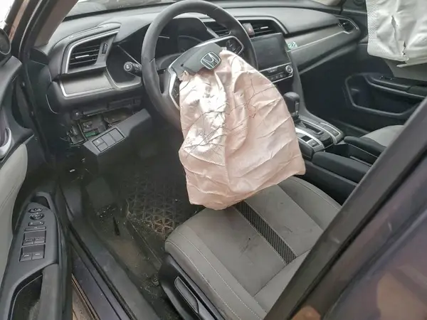 19XFC2F72JE014542 2018 HONDA CIVIC - Image 8