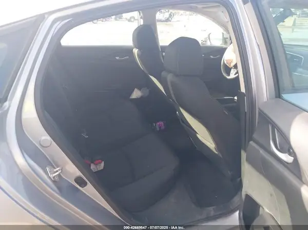 19XFC2F72JE017134 2018 HONDA CIVIC - Image 8