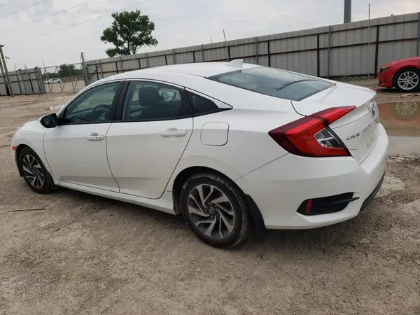 19XFC2F72JE027078 2018 HONDA CIVIC - Image 2