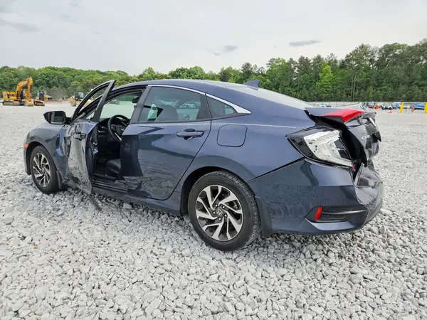 19XFC2F72JE028036 2018 HONDA CIVIC - Image 2