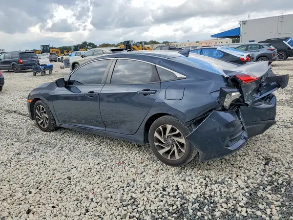 19XFC2F72JE031373 2018 HONDA CIVIC - Image 2