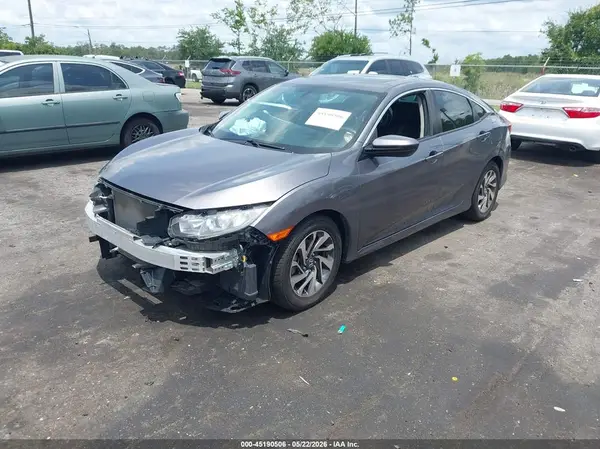 19XFC2F72JE031826 2018 HONDA CIVIC - Image 2