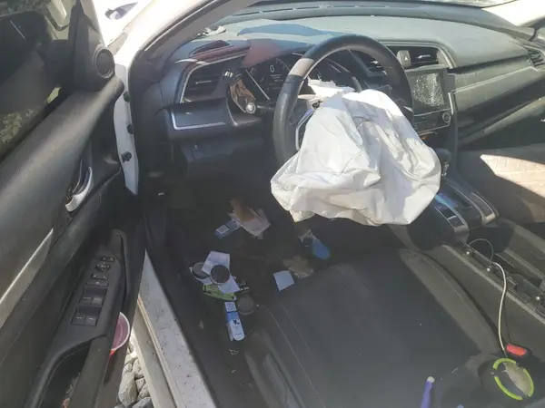 19XFC2F72JE032104 2018 HONDA CIVIC - Image 8