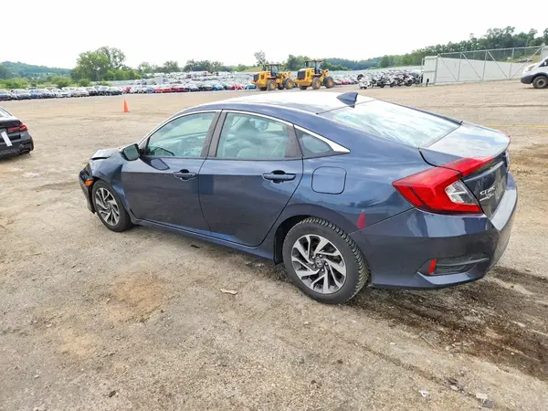 19XFC2F72JE033804 2018 HONDA CIVIC - Image 2