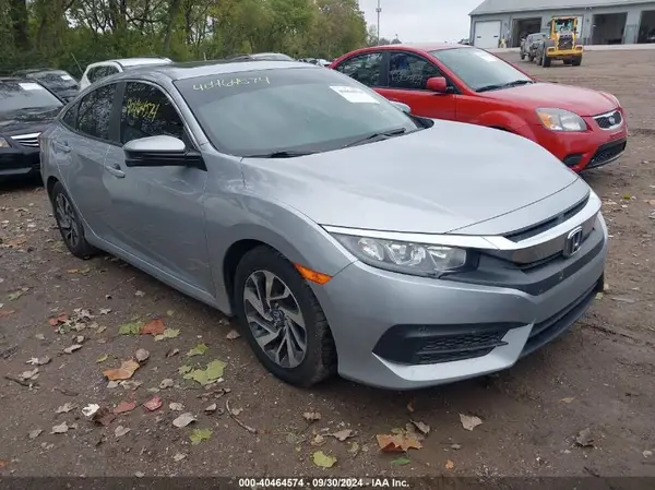 19XFC2F72JE034905 2018 HONDA CIVIC - Image 1