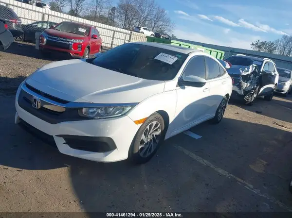 19XFC2F72JE035407 2018 HONDA CIVIC - Image 2