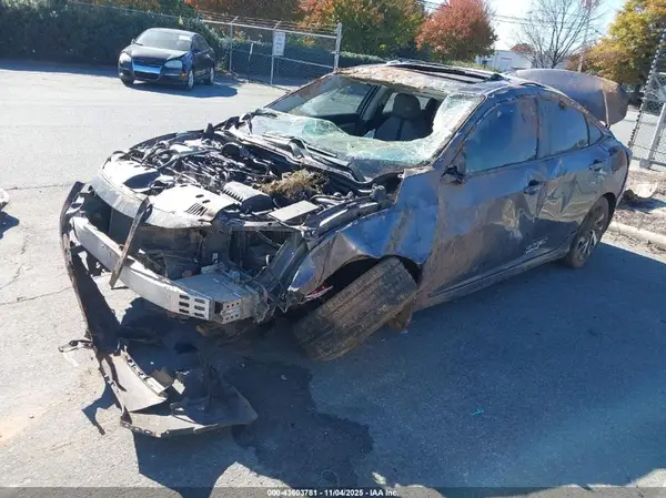 19XFC2F72JE040963 2018 HONDA CIVIC - Image 2