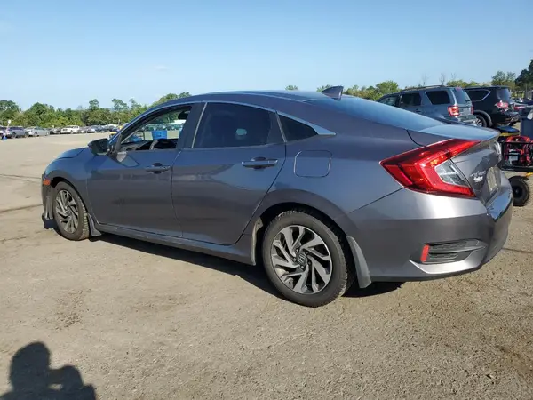 19XFC2F72JE041255 2018 HONDA CIVIC - Image 2