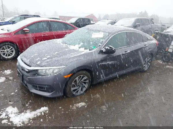 19XFC2F72JE202686 2018 HONDA CIVIC - Image 2