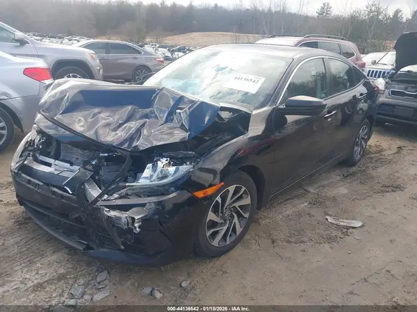 19XFC2F72JE204776 2018 HONDA CIVIC - Image 2
